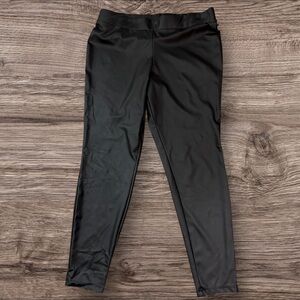 Torrid Pants Womens 1 Faux Leather Leggings Ankle Soft Black Lightweight (847)